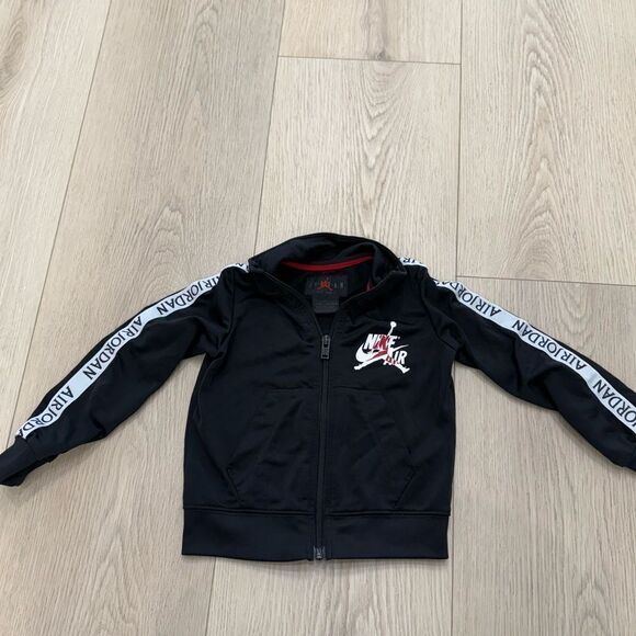 Nike air Jordan kids zip up sweater size 2T black red - Picture 1 of 6